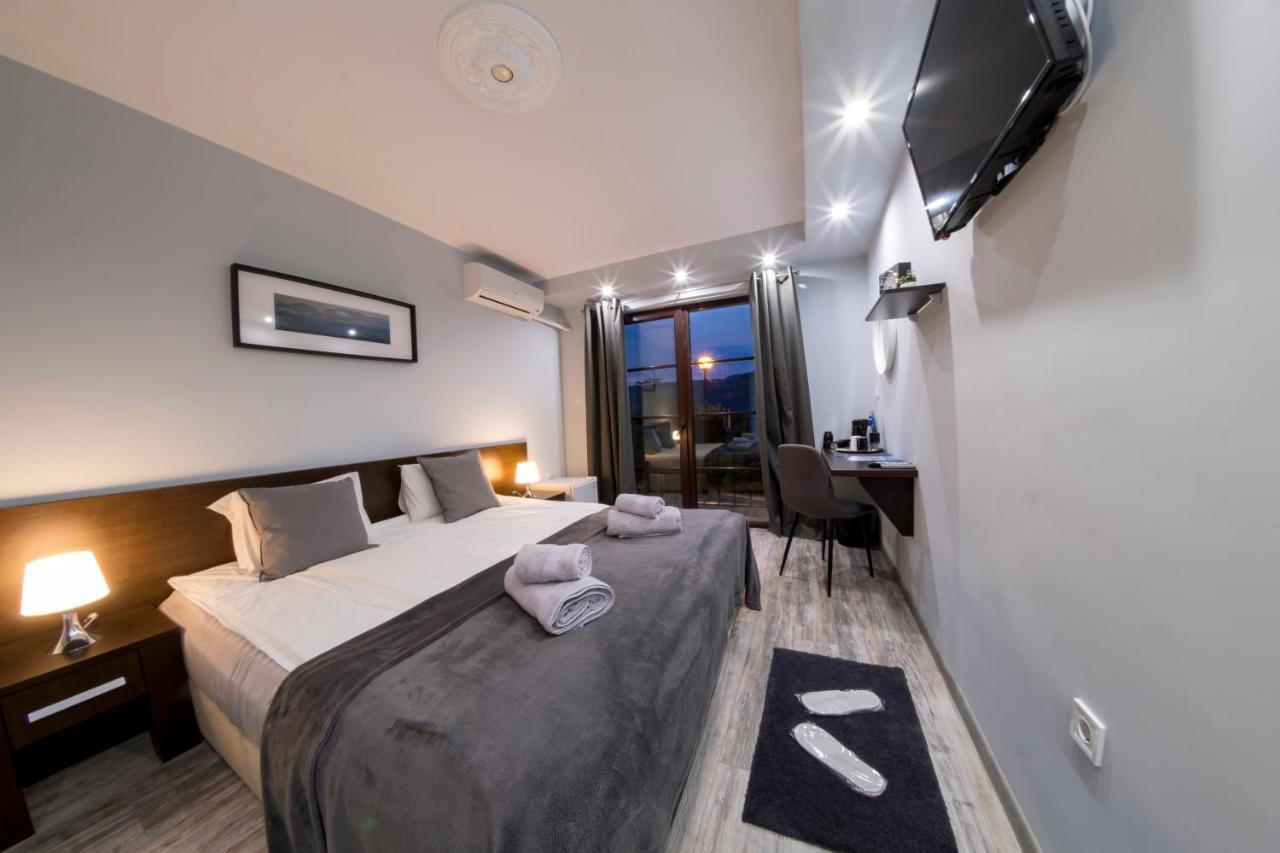 The Hill Hotel Veliko Tărnovo Exterior foto